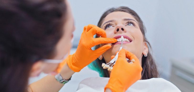 Conheça os diferentes tipos de prótese dentária e tire suas dúvidas
